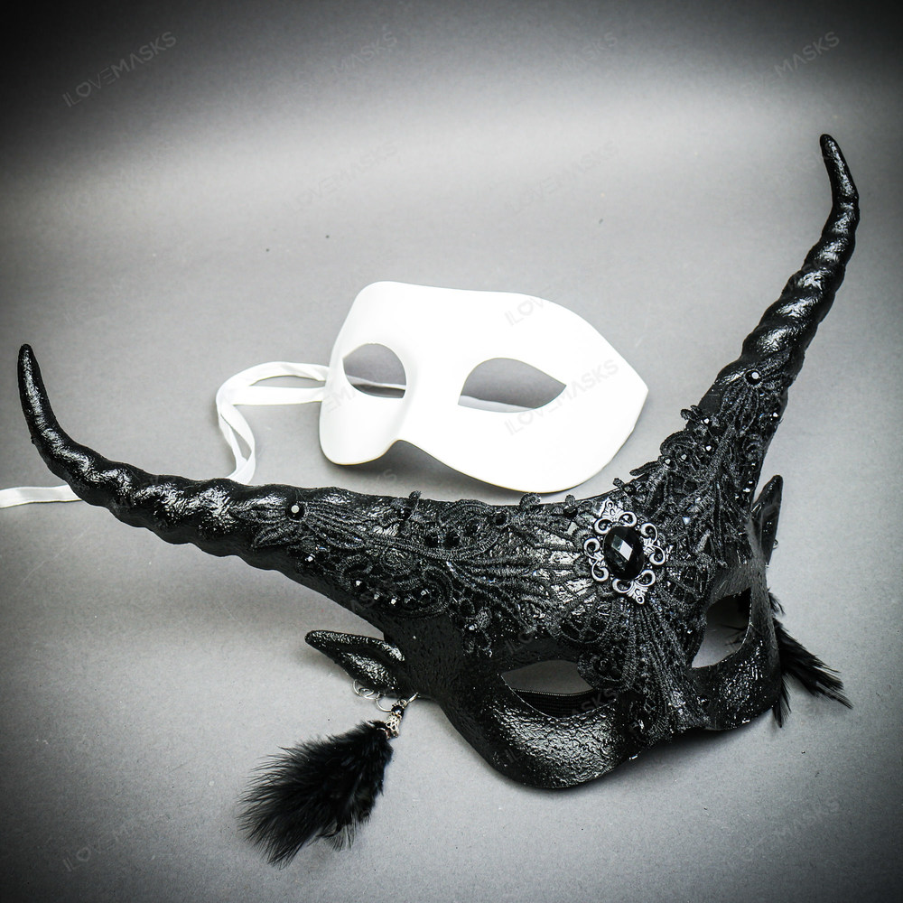 Venetian Classic White Eye w/ Long Horns Elegant Devil Eye Black Couple Mask
